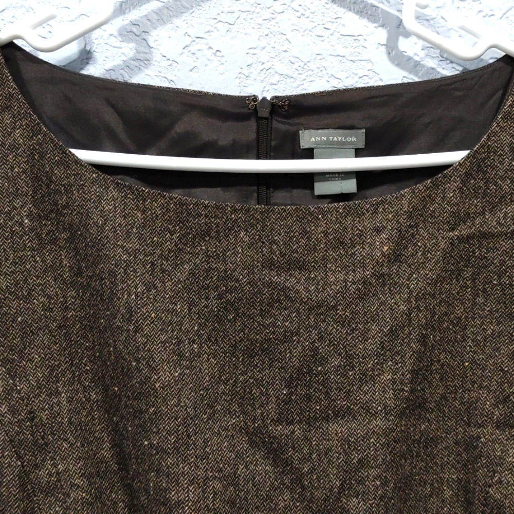 Ann Taylor - Picture 3 of 3